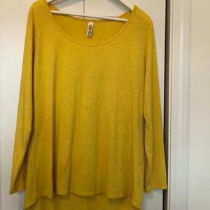 Long sleeve lularoe top